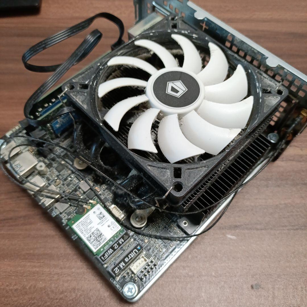 ASRock DeskMini X300 ミニPC