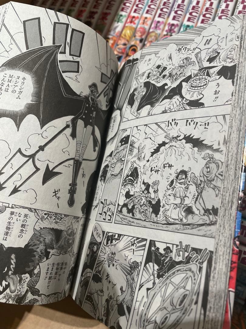 ワンピース　単行本　1巻〜113巻　おまけ2冊
