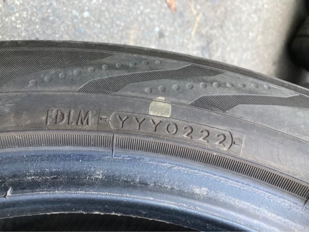 2022年バリ山！ヨコハマブルーアースRV03 215/55R17 2本送料無料