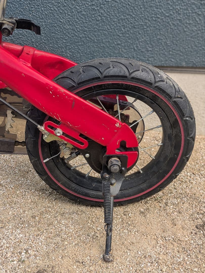 Henshin 幼児用自転車 赤