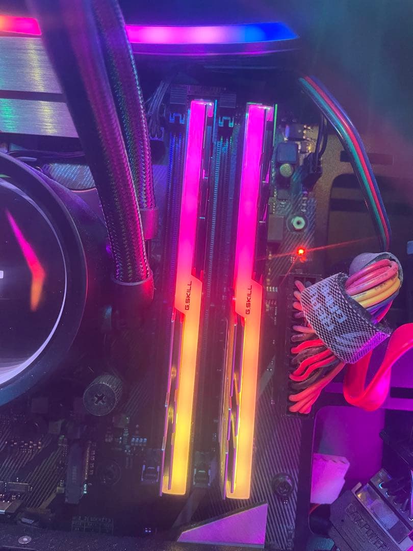 メモリー G.SKILL TRIDENT Z RGB 32GB DDR4 2400MHz