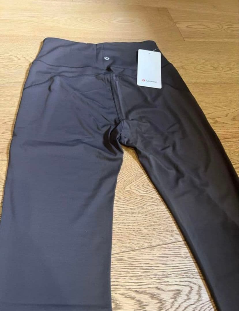 ルルレモンlululemonグラファイトグレー フレアヨガパンツ ハイウエスト4
