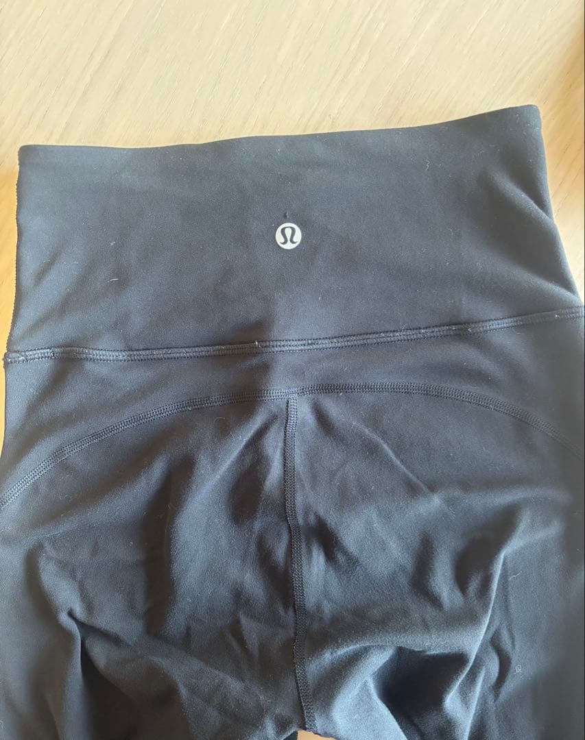 ⭐︎名無しの権兵衛専用⭐︎Lululemon 黒 フレアヨガパンツ
