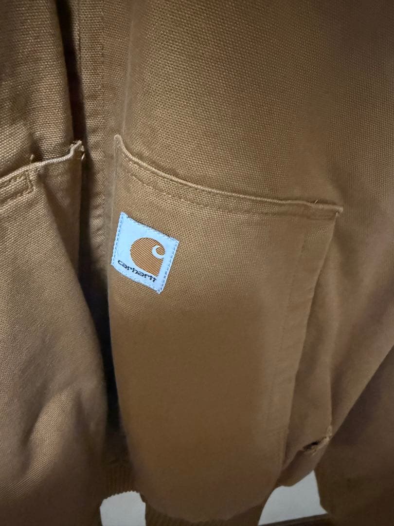 Carhartt ブラウン フード付きジャケット