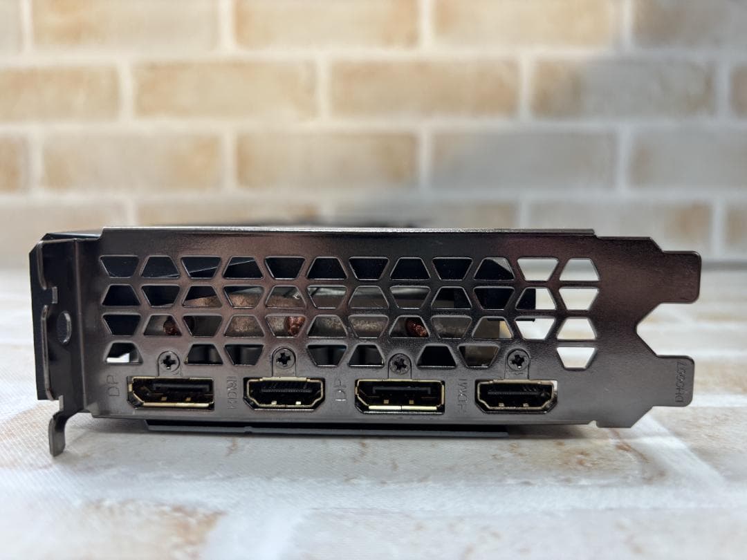 【美品】GIGABYTE GeForce RTX 3060 GAMING OC