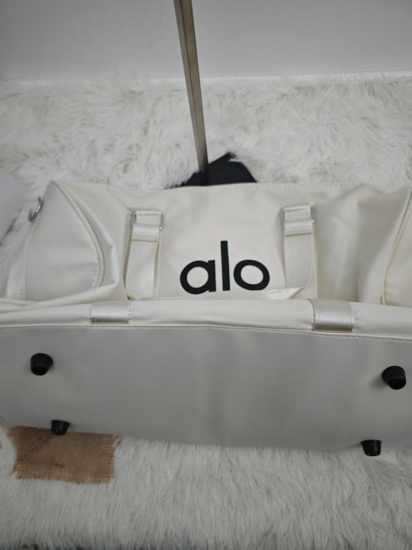 alo ボストンバッグ ホワイト