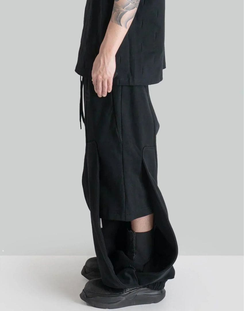 namesake パンツ