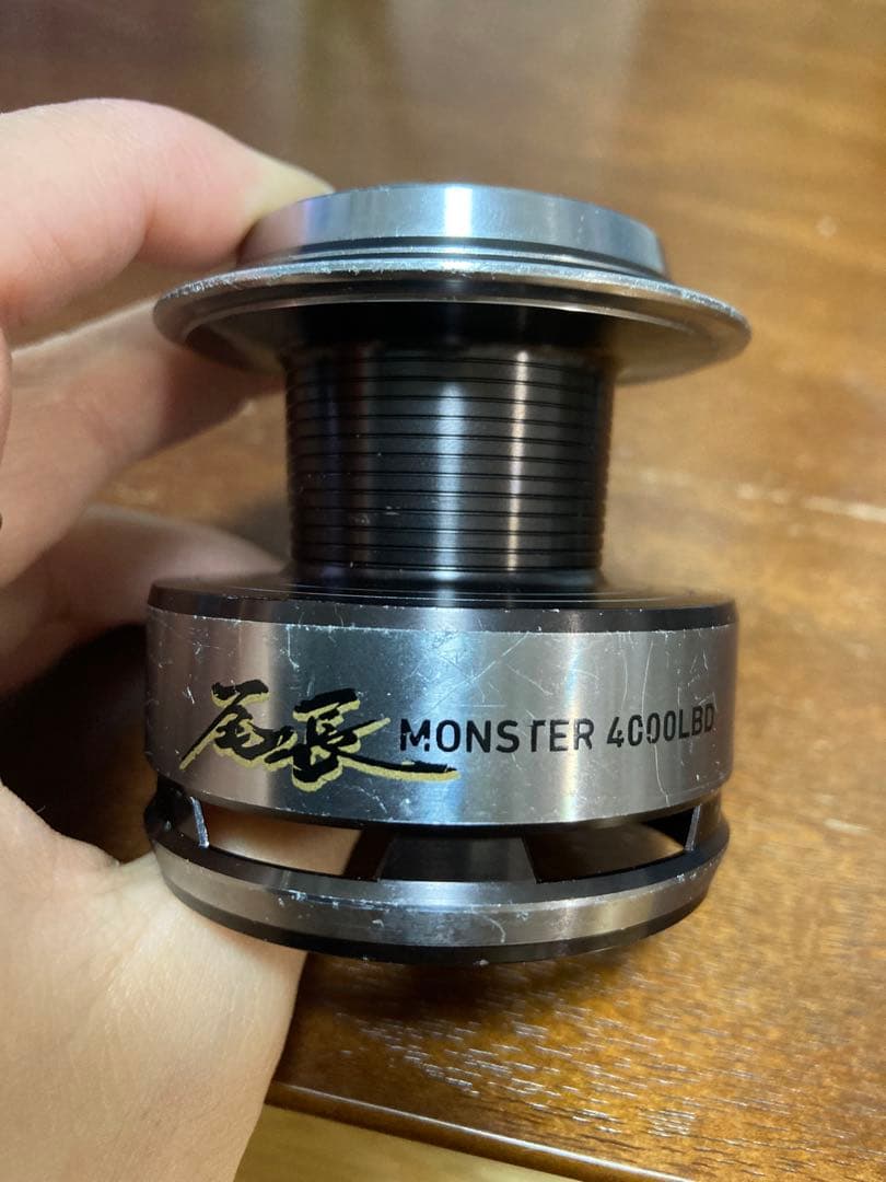 DAIWA 尾長モンスター4000BLD スプール