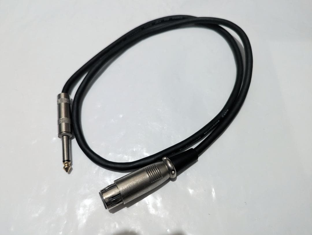 SHURE SM58 ダイナミックマイク （ポーチケース・ケーブル付き）