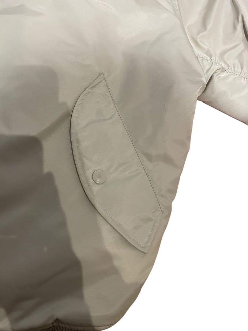 S*ね様 【希少】OLD UNIQLO MA-1 ホワイト XL 短丈 ワイドシ