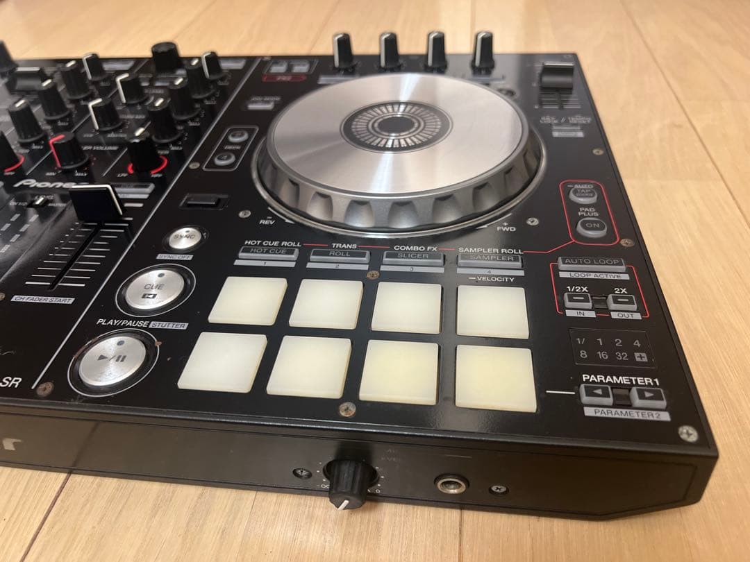 Pioneer DDJ-SR DJコントローラー