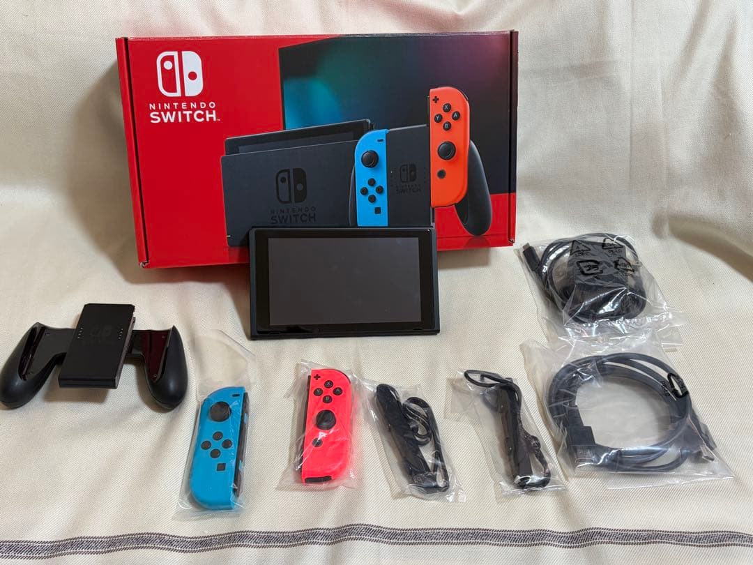 Nintendo Switch ネオンブルー/ネオンレッド 本体 Fifa 23