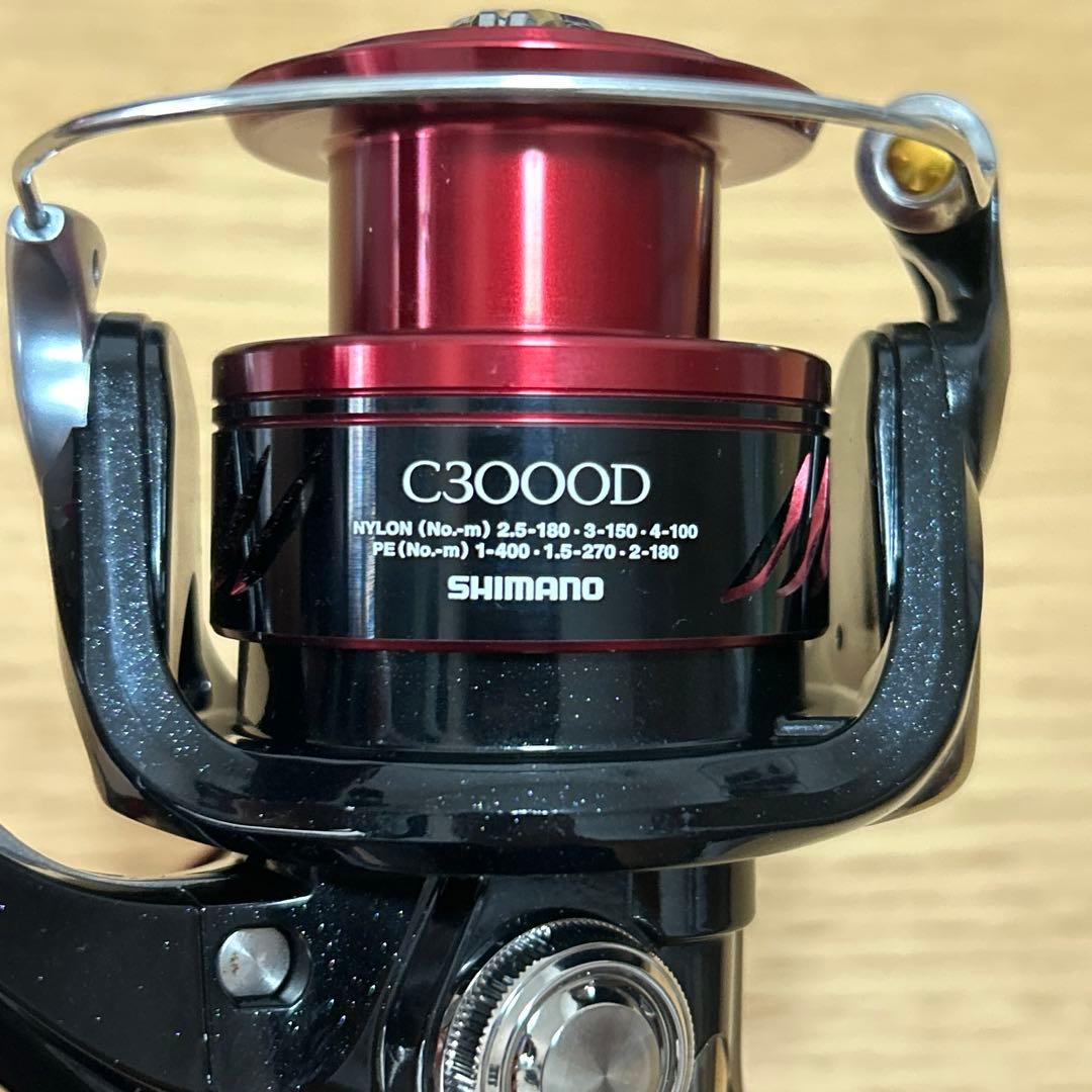 SHIMANO BB-X Larissa C3000D スピニングリール