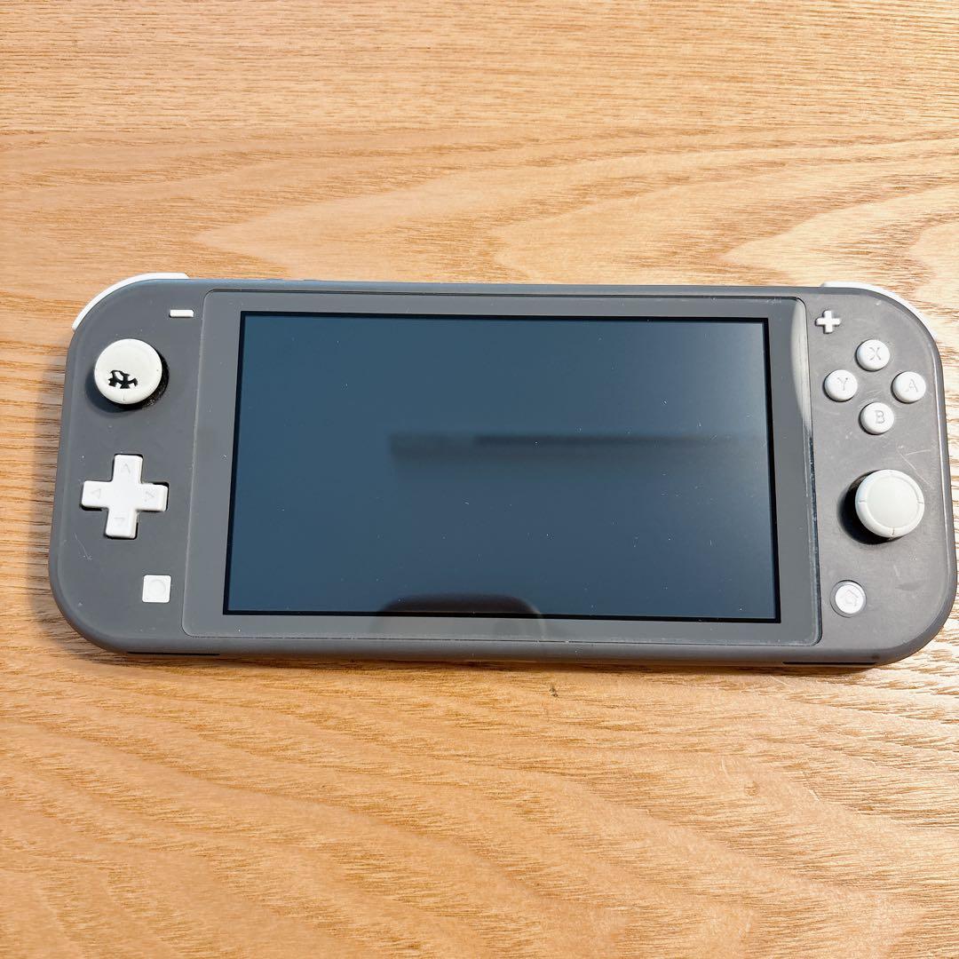 ❣️Nintendo SwitchLight❣️ブラック❣️ジャンク品❣️