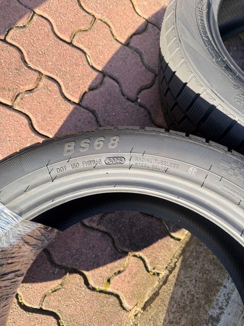 新品 スタッドレスタイヤ BOTO BS68 235/50R18 101H XL