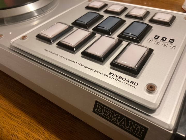 beatmania ⅡDX 専用コントローラ プレミアムモデル 初期仕様