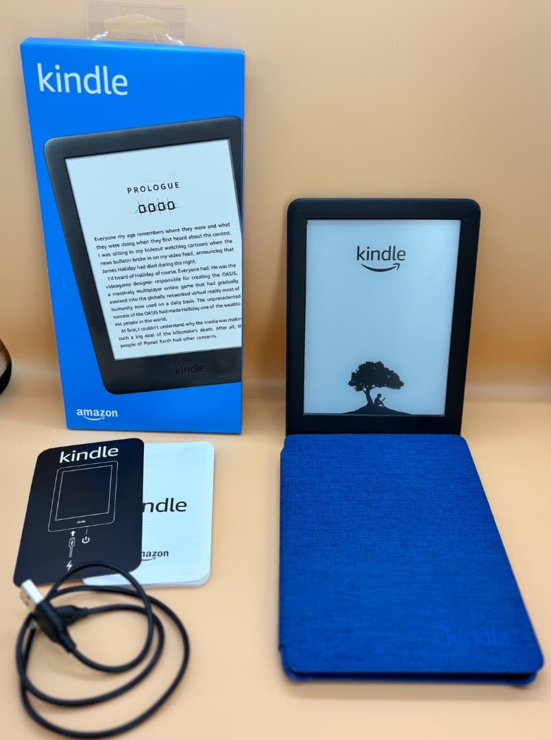 Kindle 第10世代 広告付Wi-Fiモデル 黒 純正カバー付