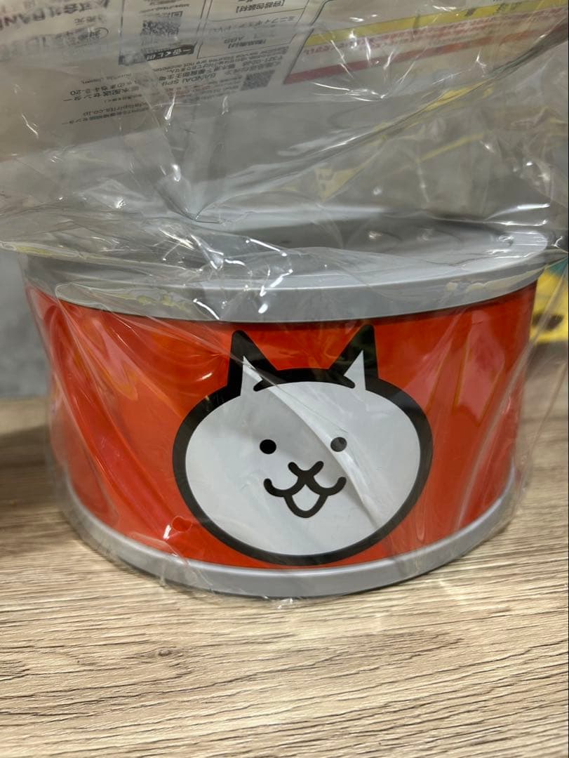 にゃんこ大戦争一番くじ　D賞　ネコ缶型ケース&フィギュアセット