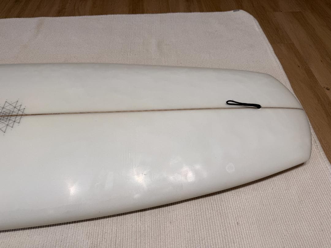 MANDALA ARCTAIL EDGE 5'7\" シングルフィン付属