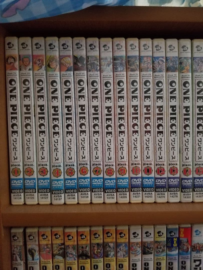ワンピースONE PIECE DVD  65本値引き相談してください。