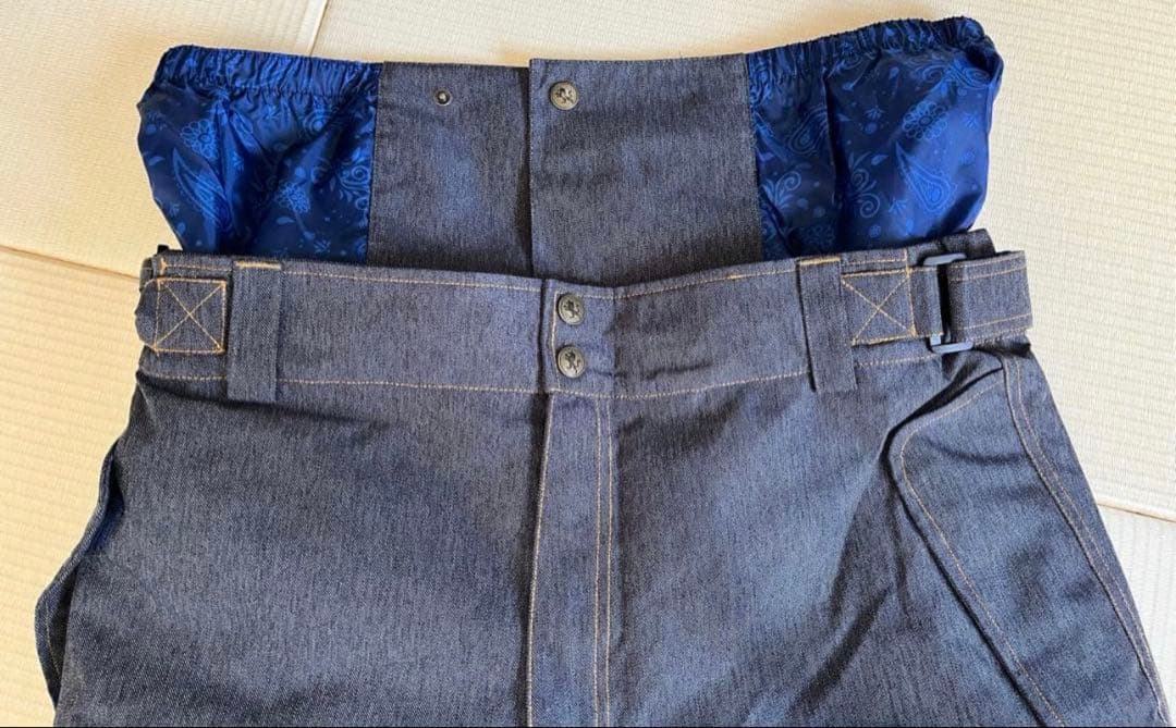 美品 スキーウェア スノーボードウェア パンツ スキー スノボ　pontapes