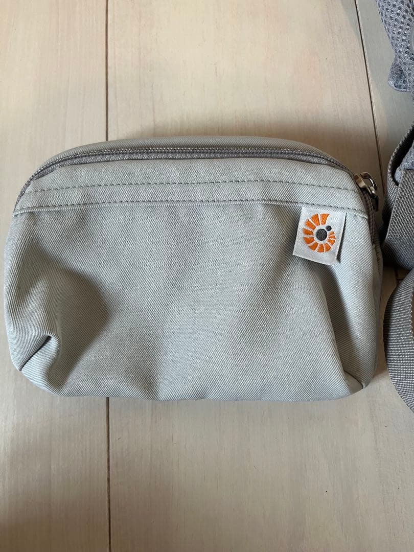 ergobaby 抱っこ紐 グレー ポーチ付き