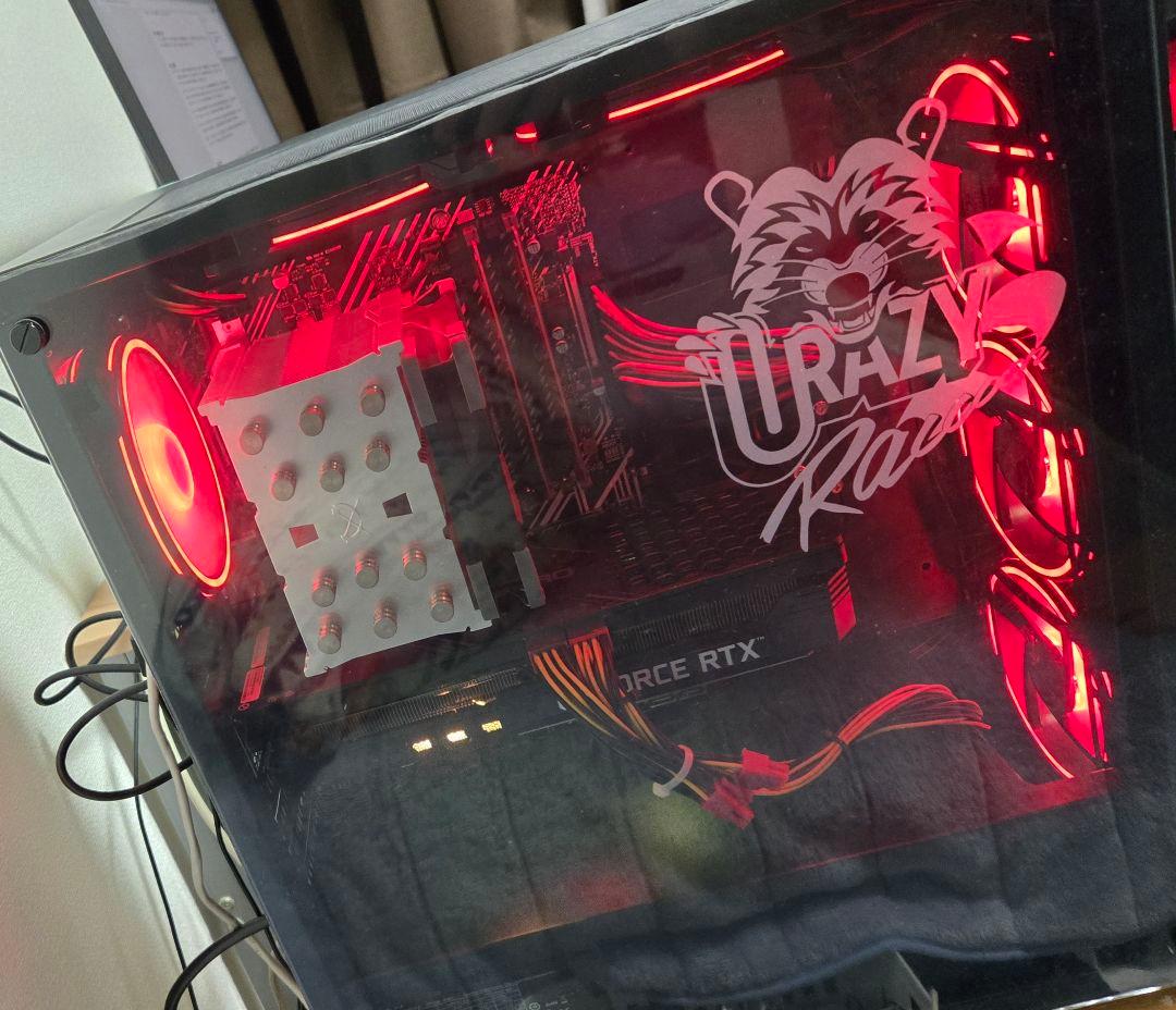 GALLERIA CRコラボ ゲーミングpc CRA7C-R37 RTX3070