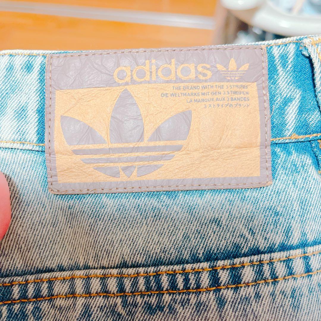 adidasルーズデニム ディストレスト パンツ ダメージ加工
