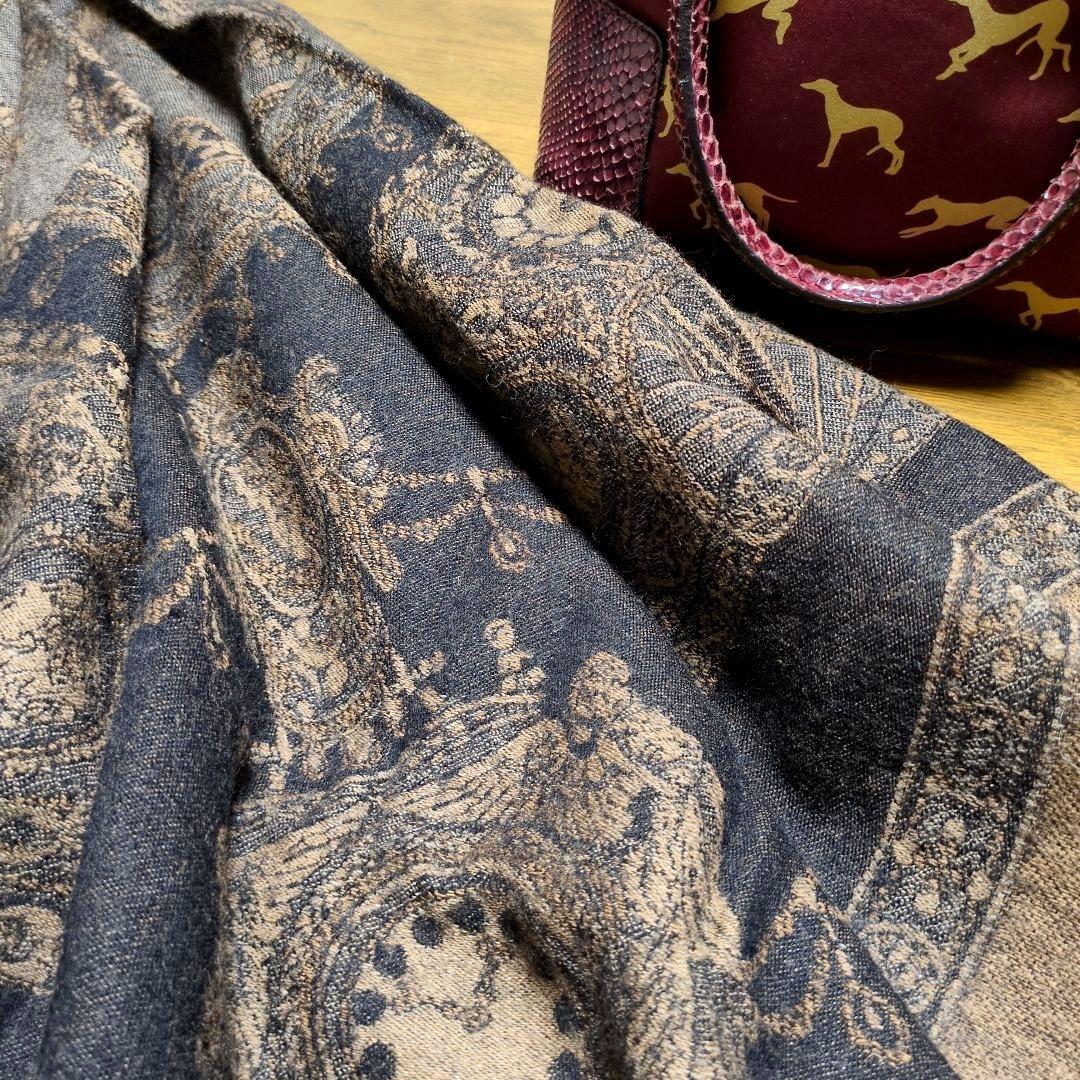 TRUSSARDI 扇と置時計 大判ウールストール ショール 茶系