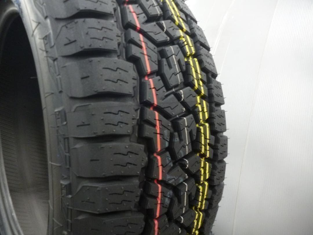 送料込☆TOYO　オープンカントリーAT3☆215/60R17C ハイエース
