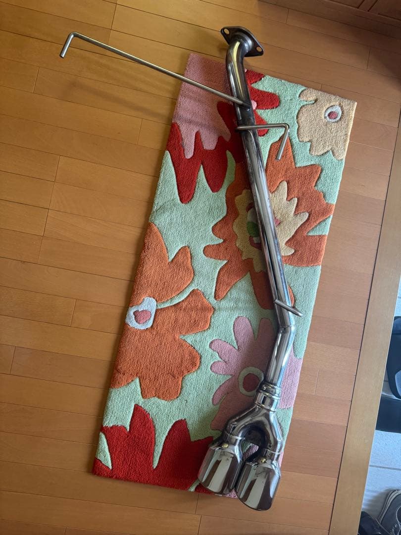 70系ヴォクシー　スリーキャッツマフラー