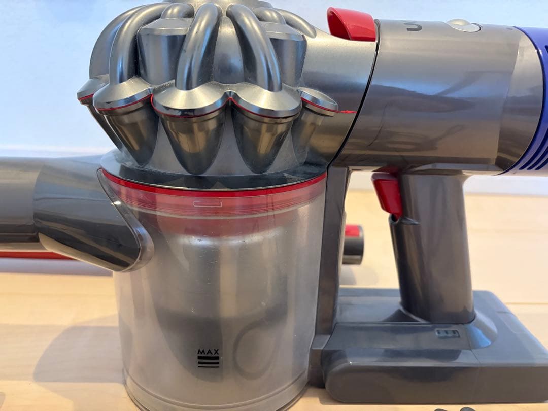 Dyson v8 animalpro スティッククリーナー 本体