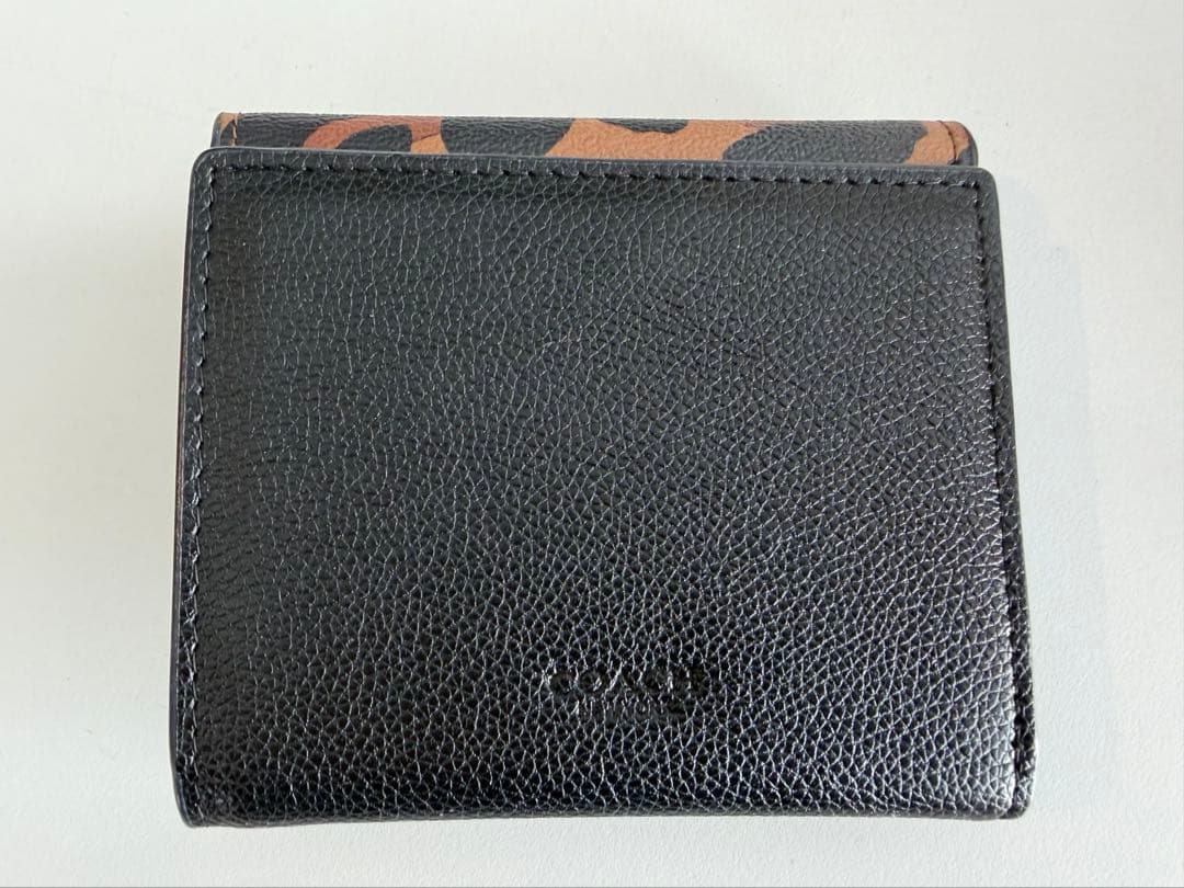 【極美品】コーチ☆ブラック×レオパード☆ 二つ折り財布 【COACH】