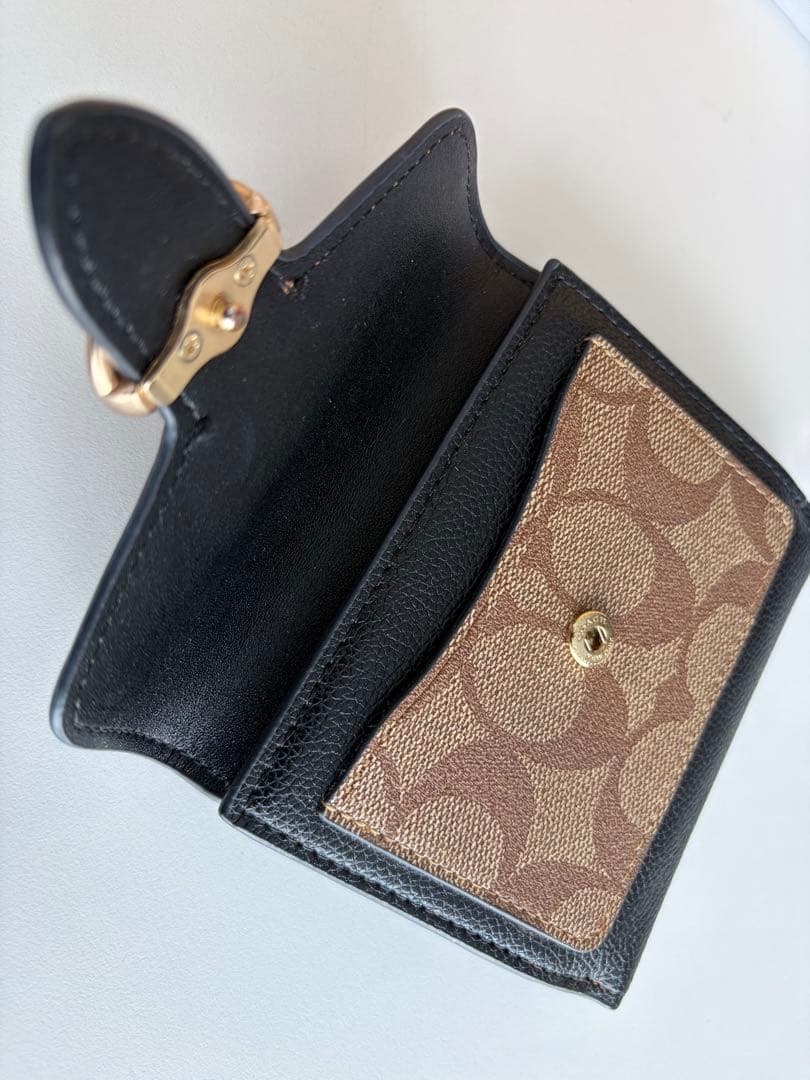 【極美品】コーチ☆ブラック×レオパード☆ 二つ折り財布 【COACH】