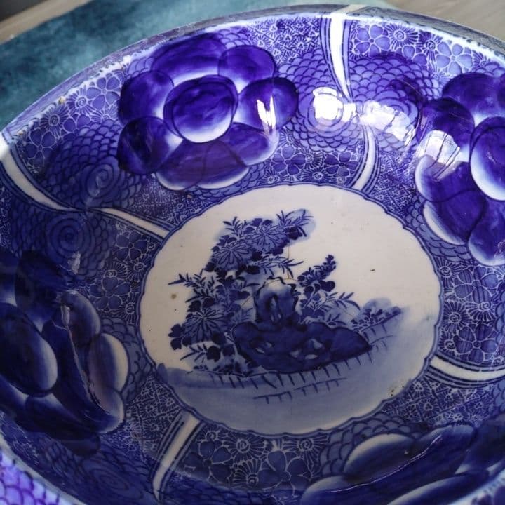 骨董 厚手藍鉢 (大鉢) 京都骨董店購入品 アンティーク ベロ藍 訳あり品です。