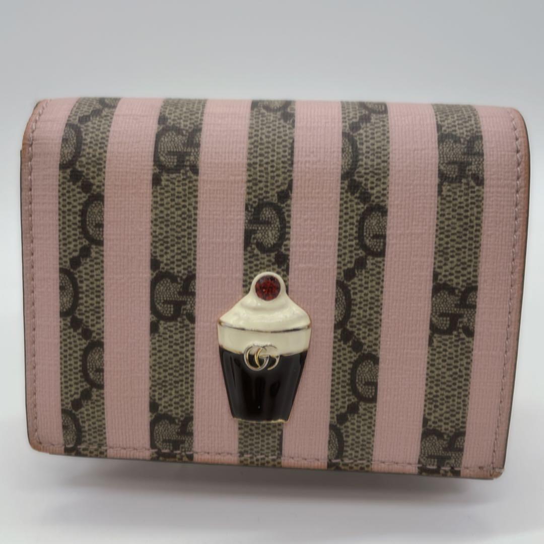 GUCCI アイスクリーム　二つ折り財布 ピンクとグレーのストライプ