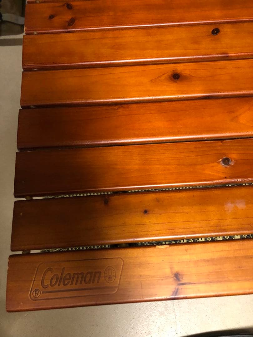 Coleman ガーデンウッドロールテーブル
