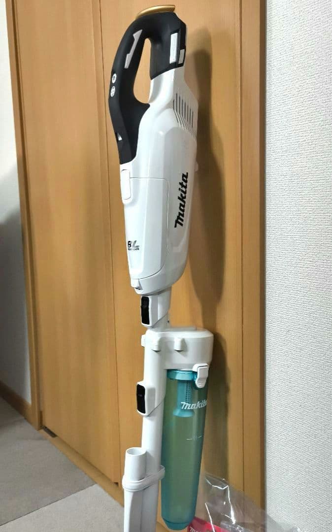 【美品】♦MakitaCL282FD18vクリーナー/サイクロンアタッチメント/