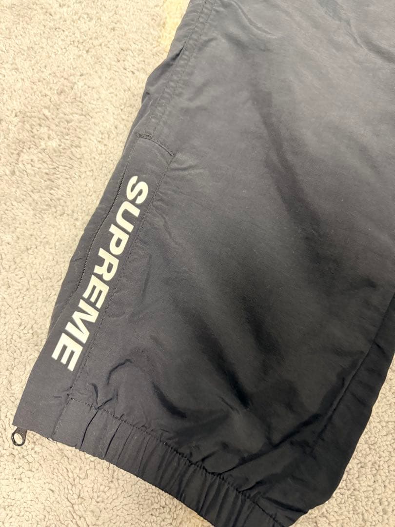 即完売品 SUPREME Warm Up Pant