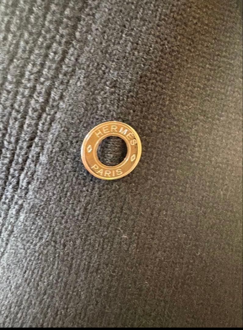 エルメス100%カシミヤ黒 ニットワンピース 専用カバー付き