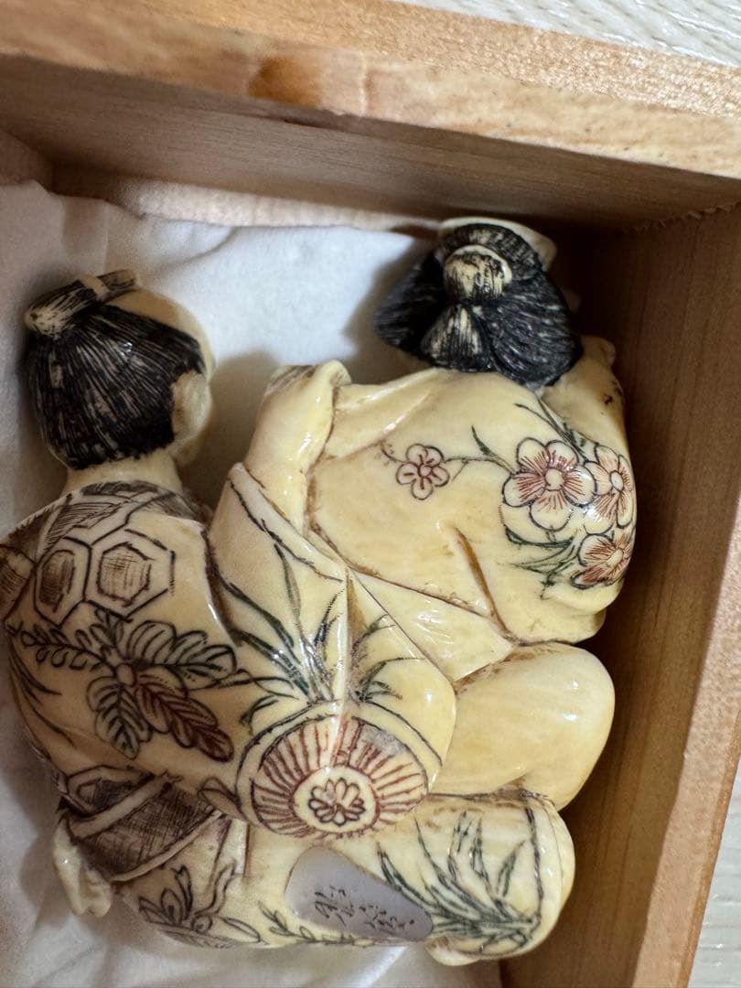 フ*ウ様 春画　根付け　マンモス根付け　置物　彫刻　骨董品　アンティーク