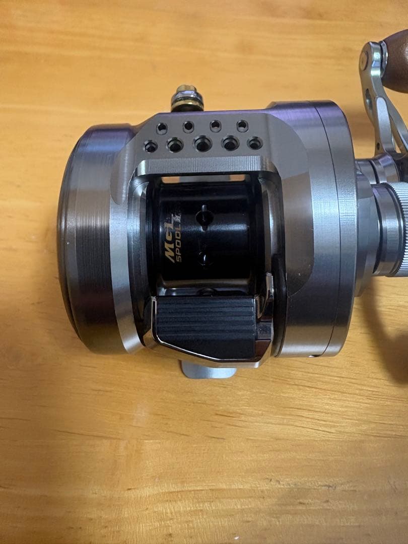 リール SHIMANO CALCUTTA CONQUEST BFS XG