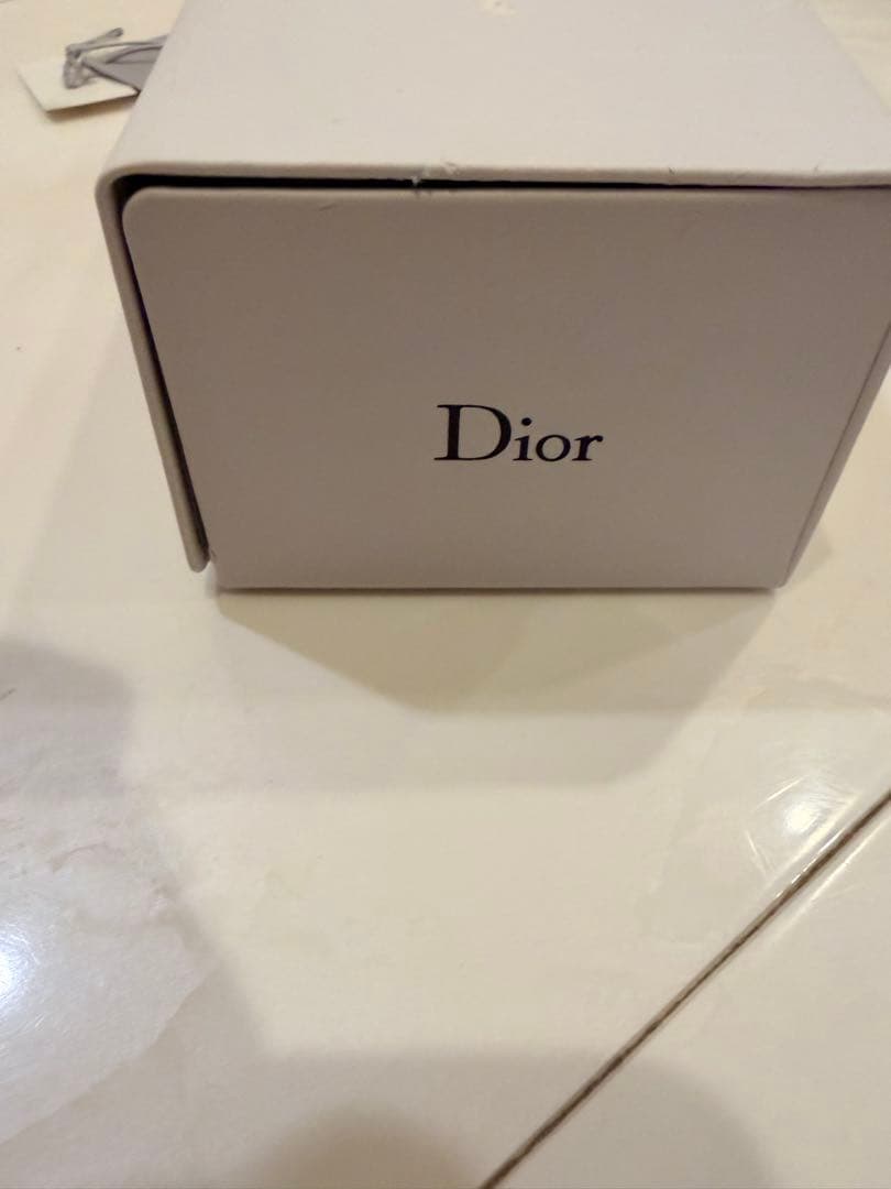 Dior ブラウンピンクラウンドサングラス