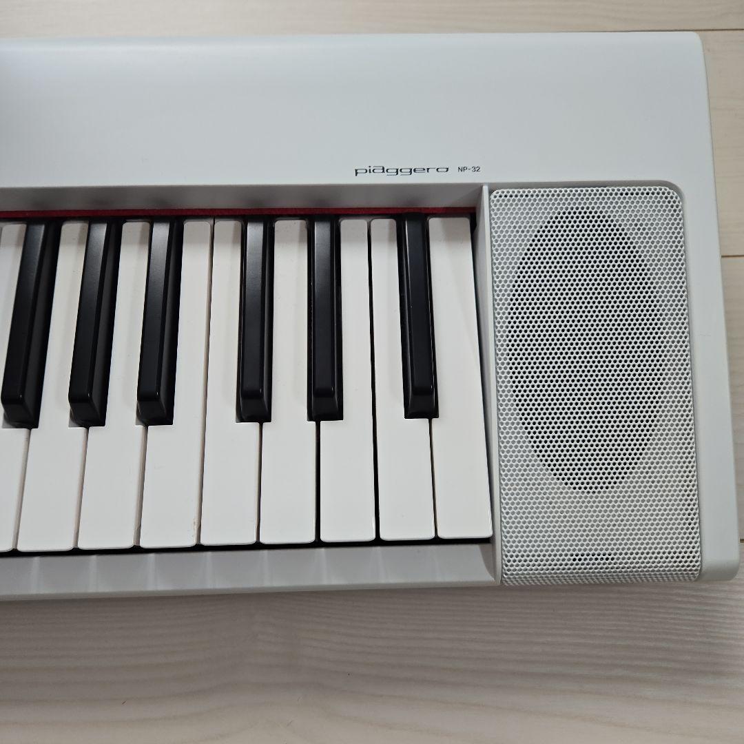YAMAHA 電子キーボード　Piaggero NP-32