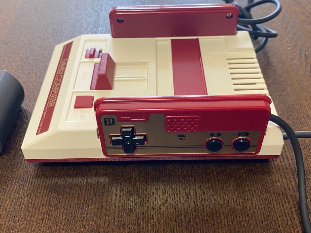 任天堂　ニンテンドークラッシックミニ　ファミリーコンピュータ 美品