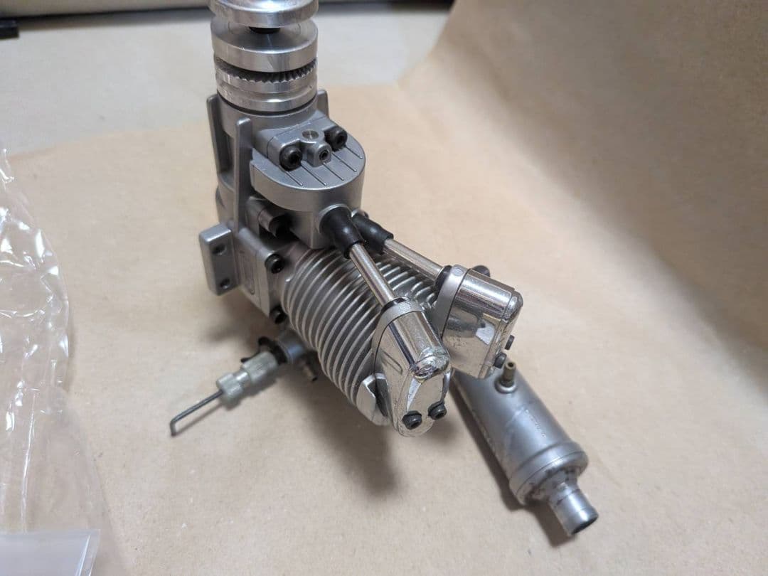 SAITO FA-56 4ストロークエンジン ※ジャンク