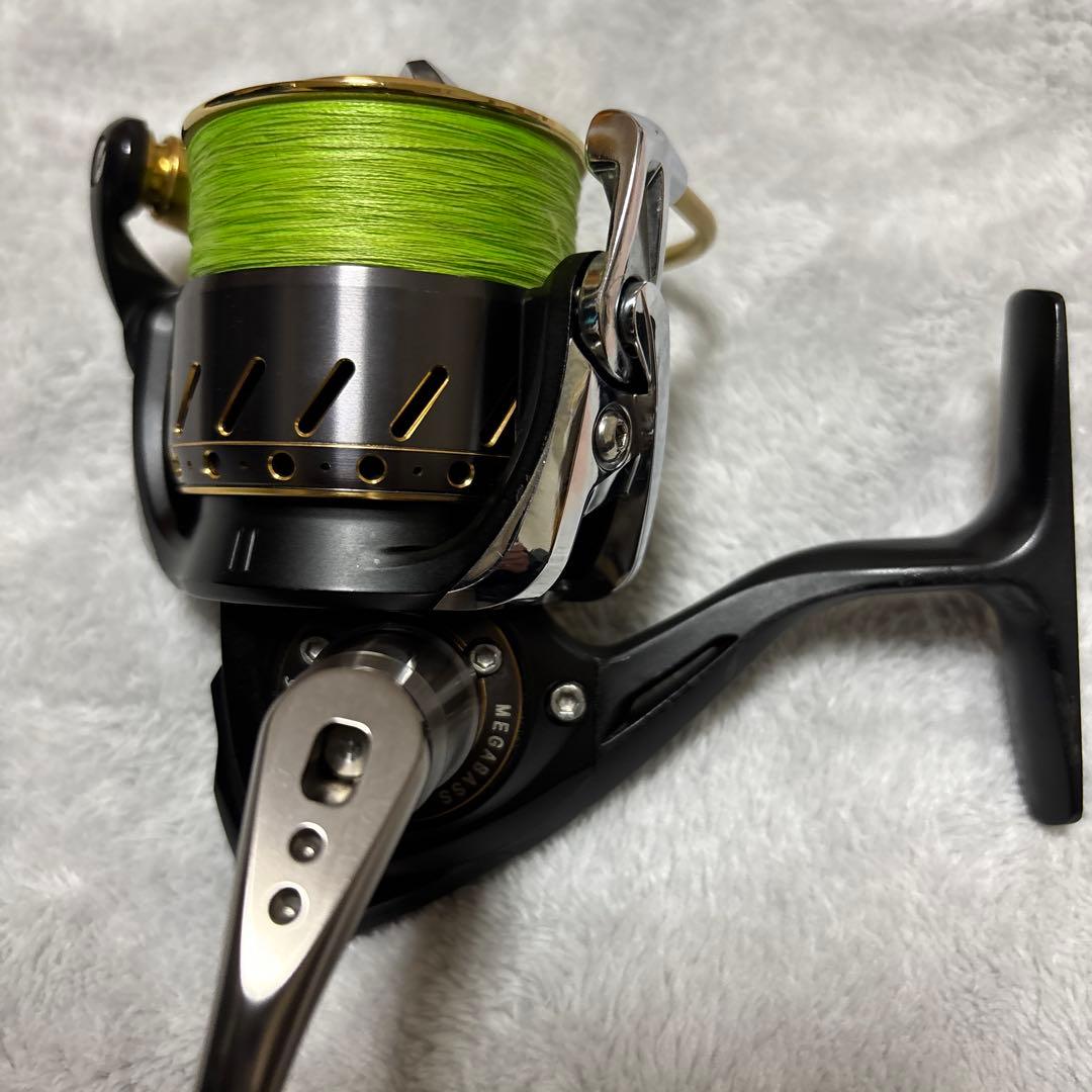 メガバス　スピニングリール　ラビット256