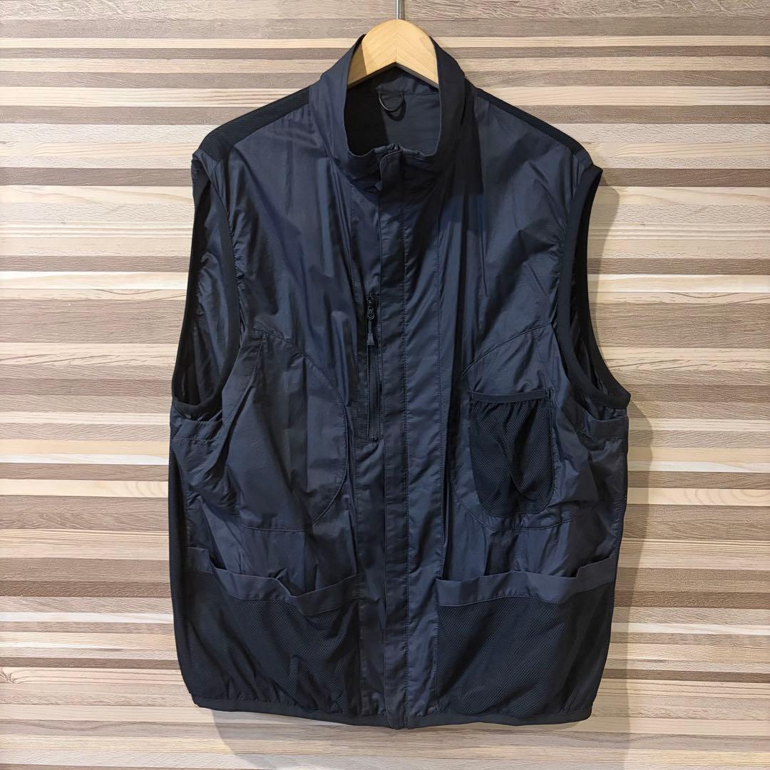ダイワピア39 TECH REVERSIBLE WIND SHIELD VEST