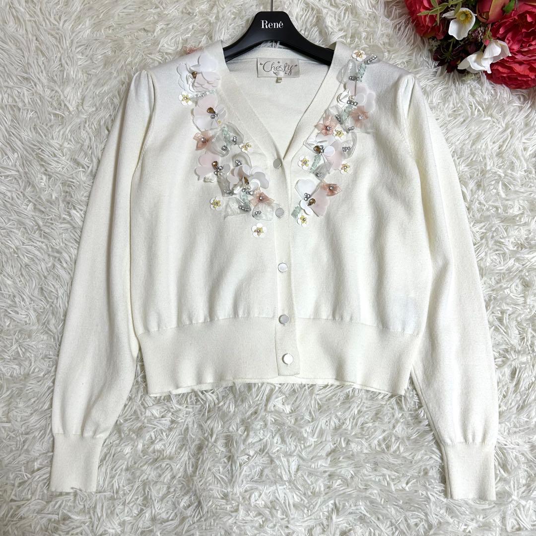 美品✨チェスティ 2023年購入 春に◎花モチーフ ホワイトカーディガン