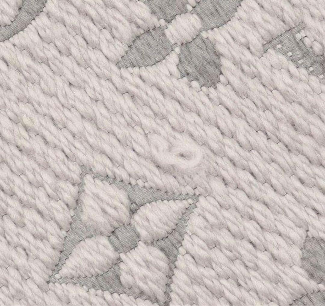 ルイヴィトン LOUIS VUITTON モノグラム　マフラー